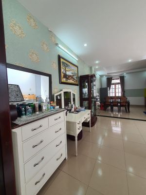 Cần tiền bán gấp nhà mặt tiền 2 lầu tại Vĩnh Điềm Trung, Vĩnh Hiệp, Nha Trang, Khánh Hòa