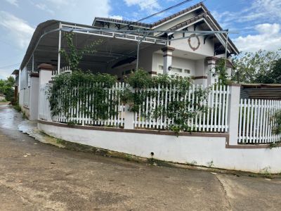 Chính chủ cần bán căn nhà mái thái ngay ngã tư 383 /61 Nguyễn Văn Cừ  Buôn Ma Thuột Đăk Lăk.